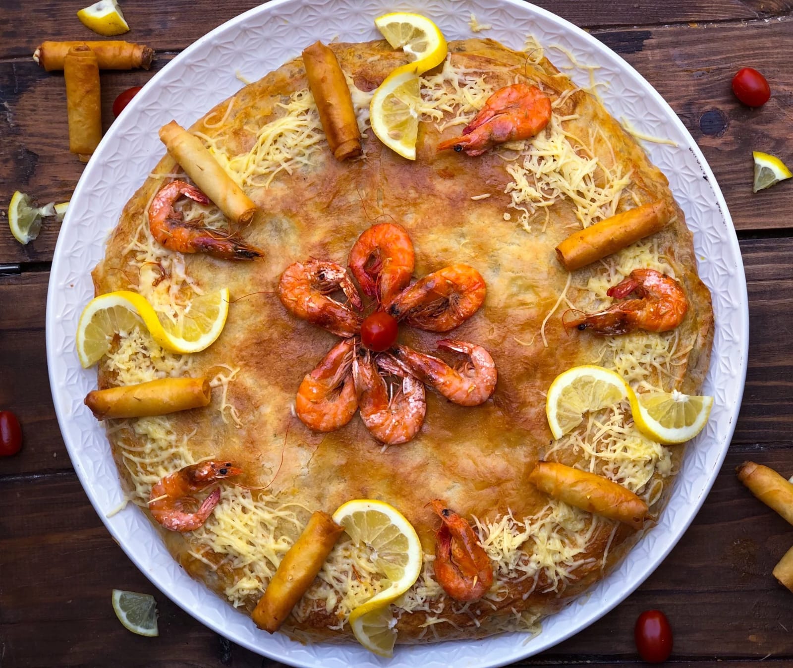 Pastilla aux crevettes dressée en rosace